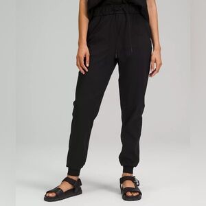 Lululemon joggers